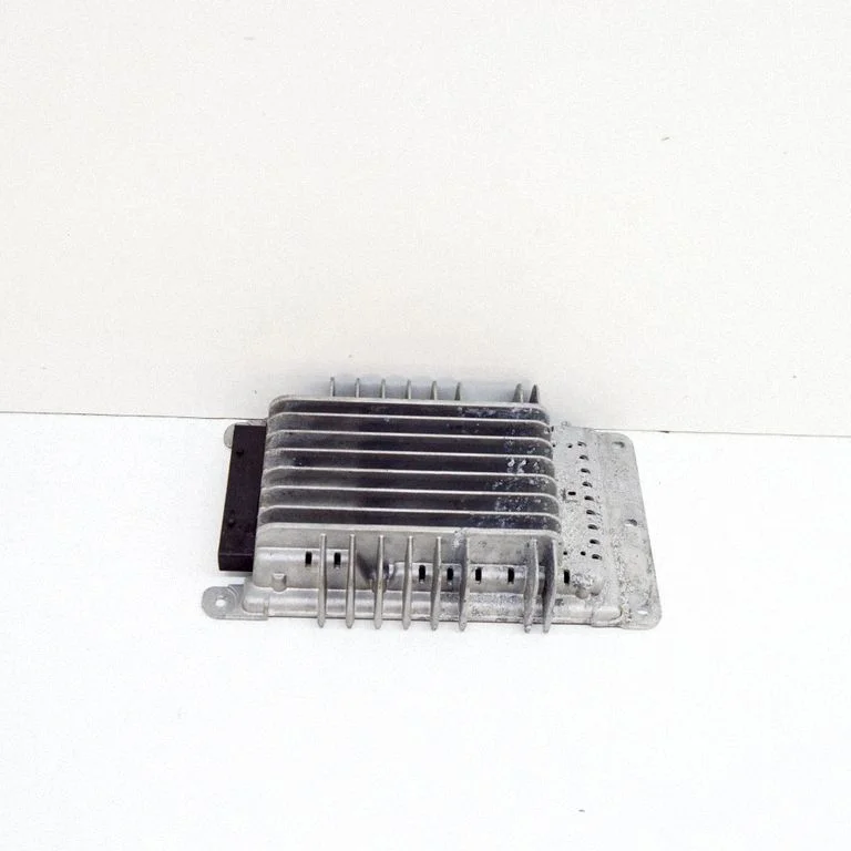 Sound amplifier – Audi A3 S3 A3 Sportback 8P (2005-2013)