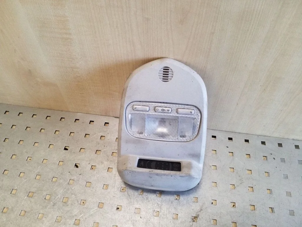 Interjero apšvietimo jungtukas