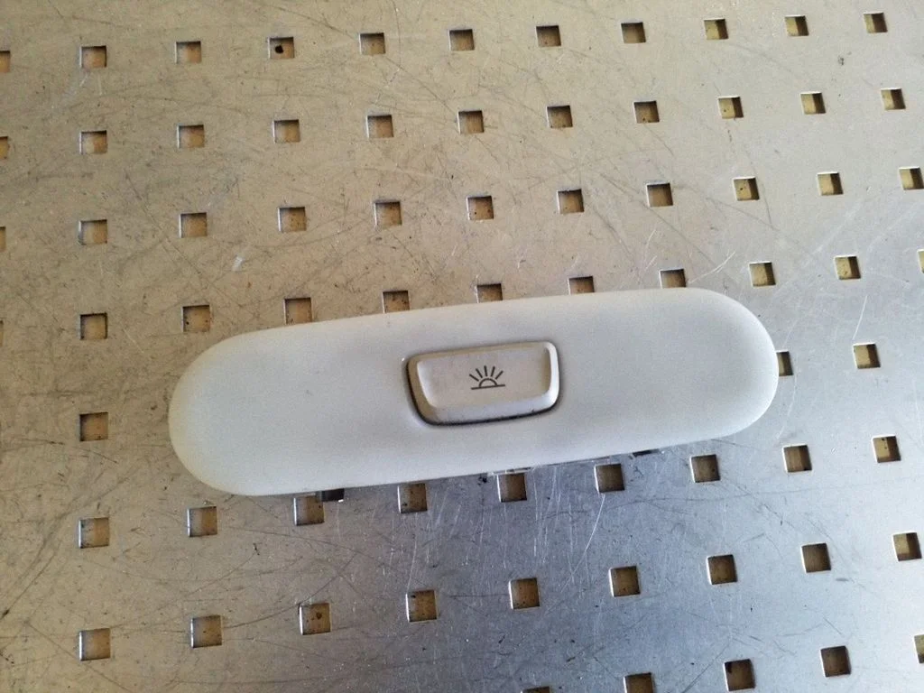 Interjero apšvietimo jungtukas