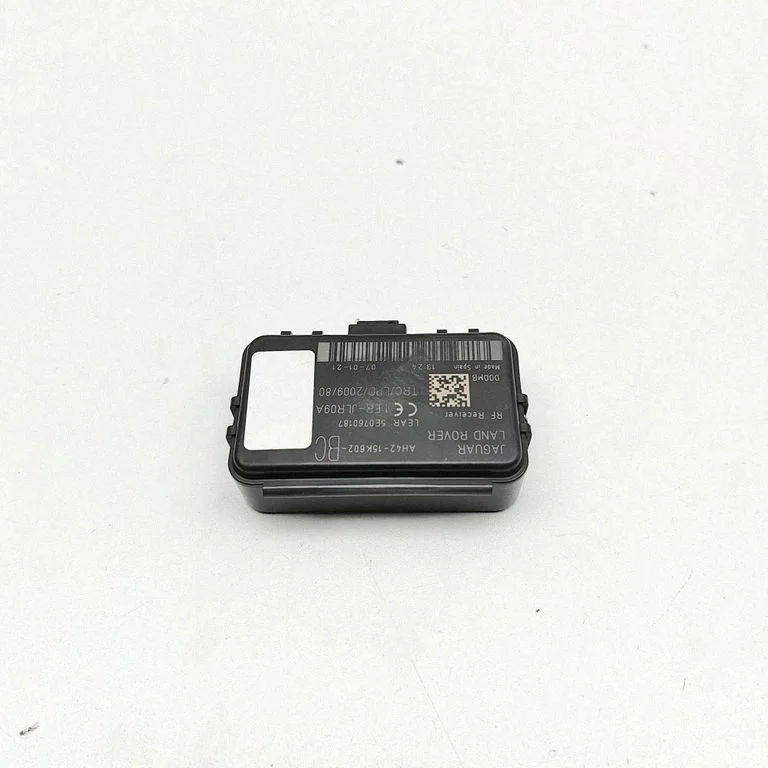 Aerial antenna amplifier AH4215K602BC – Jaguar F-Type (2013-)