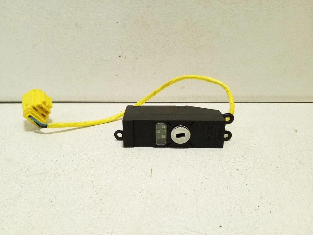 Kaassõitja turvapadja lüliti 3D1919211A