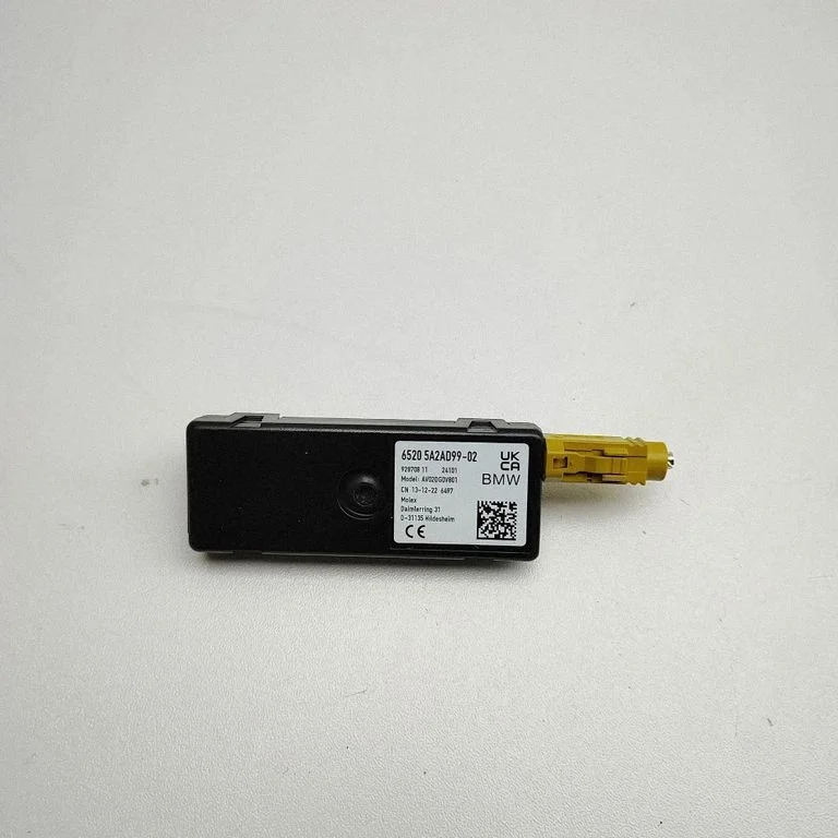 Antenas pastiprinātājs – BMW iX3 G08 (2020-)