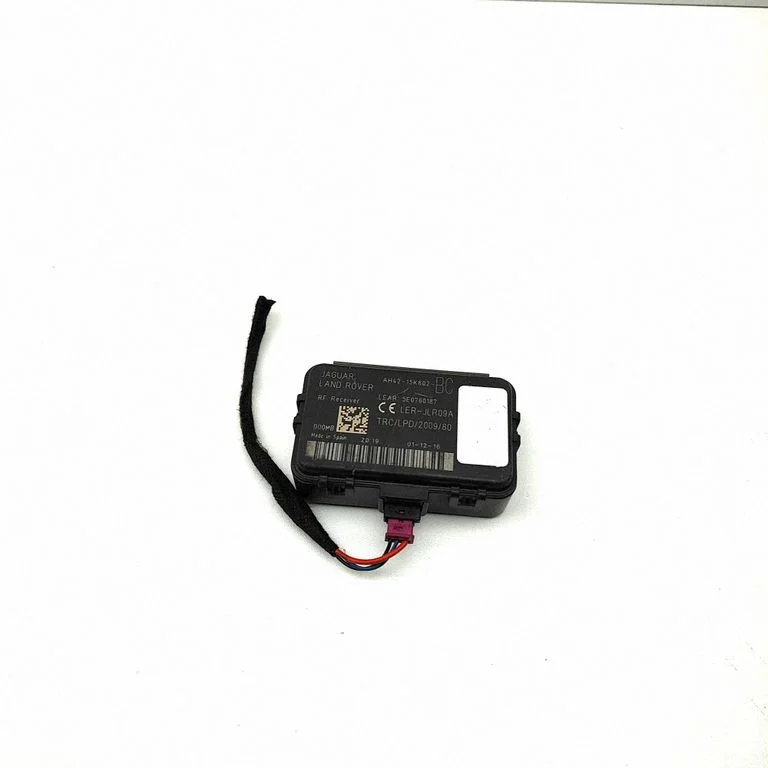 Antenas pastiprinātājs AH4215K602BC
