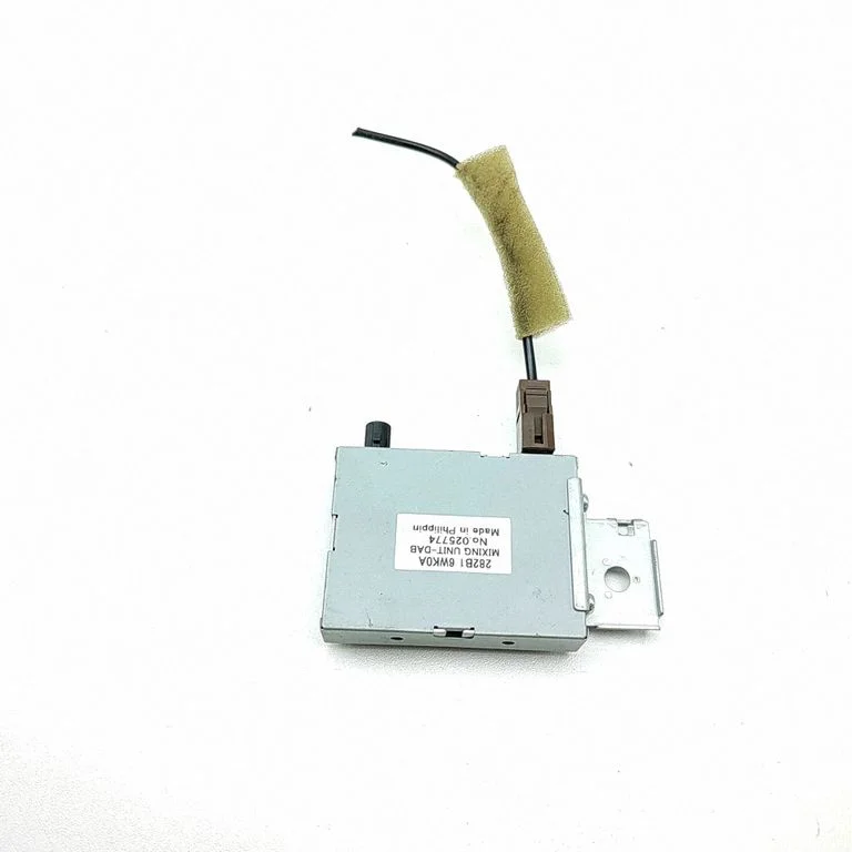 Antenas pastiprinātājs 282B16WK0A