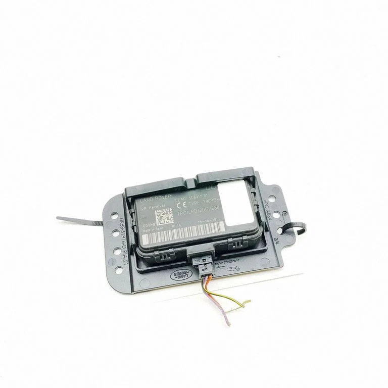 Antenas pastiprinātājs K8D215K602BB
