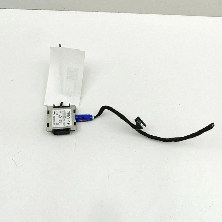 Antenas pastiprinātājs – Opel Mokka X (2019-)