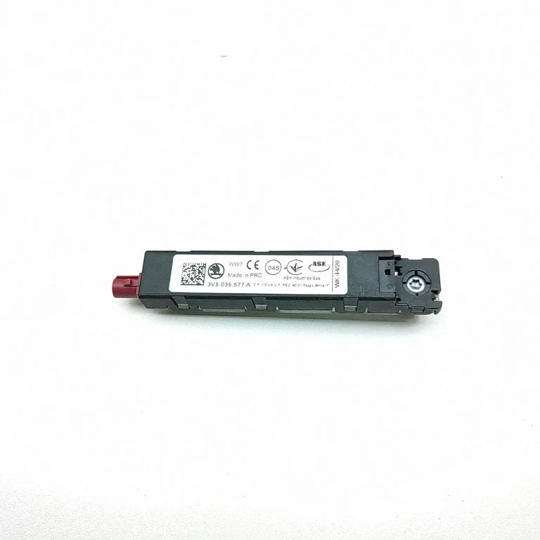 Antenas pastiprinātājs 3V5035577A