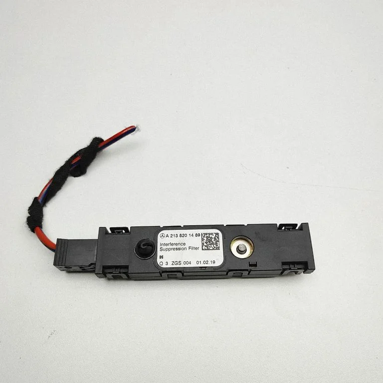 Antenas pastiprinātājs – Mercedes-Benz E klase W213 (2016-)