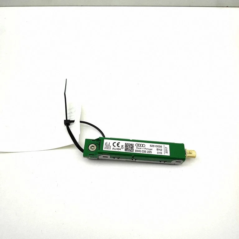 Antenni võimendi 8W6035225