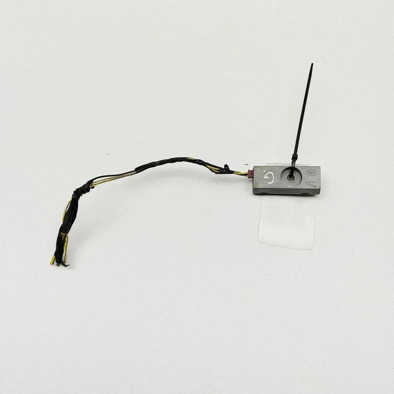 Antenas pastiprinātājs JX6318K891AA