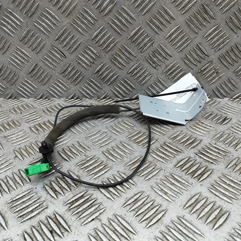 Wzmacniacz antenowy 8751A074