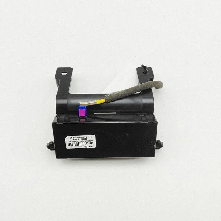 Aerial antenna amplifier 96240J7000