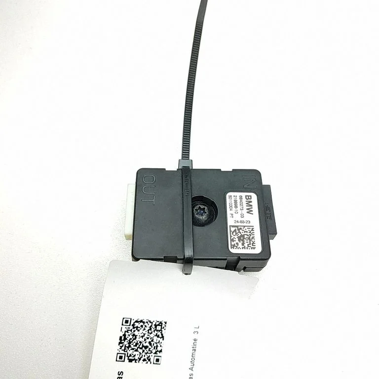 Antenas pastiprinātājs 6840273