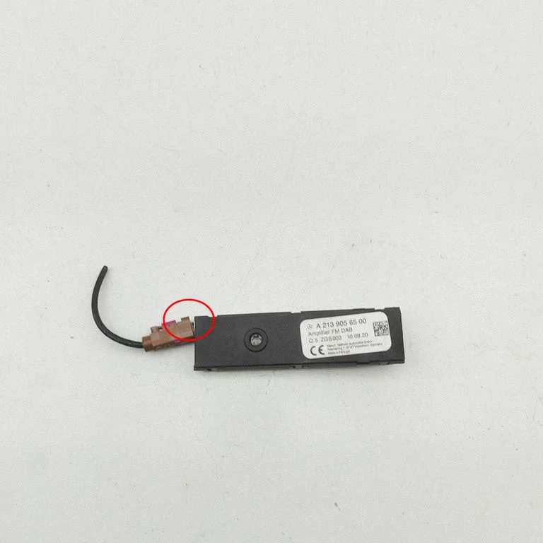 Antenas pastiprinātājs A2139056500