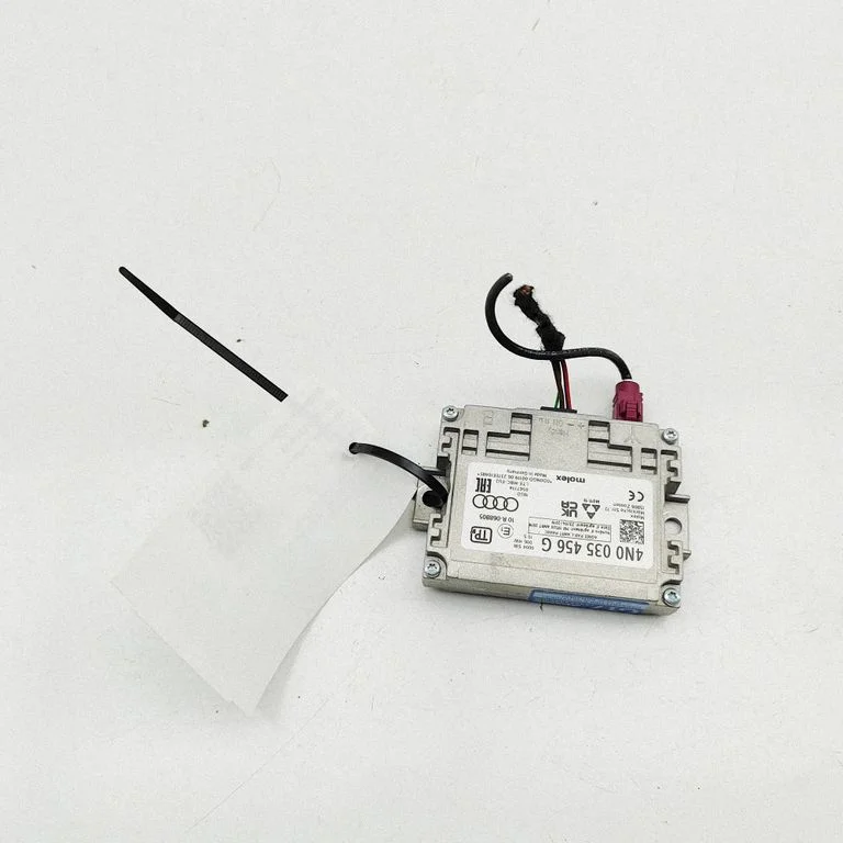 Antenas pastiprinātājs 4N0035456G