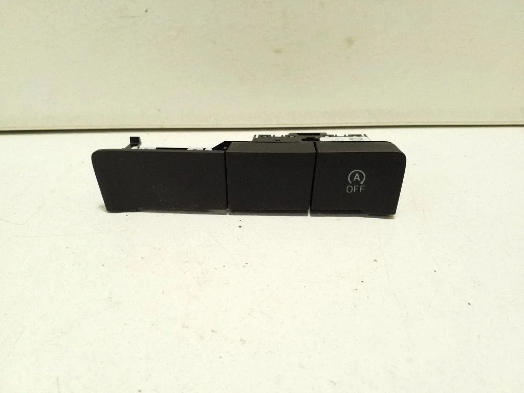Citi slēdži/rokturi/pārslēdži – Skoda Kamiq (2019-)