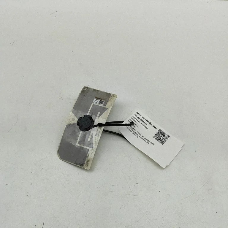 Wzmacniacz antenowy 95C051502