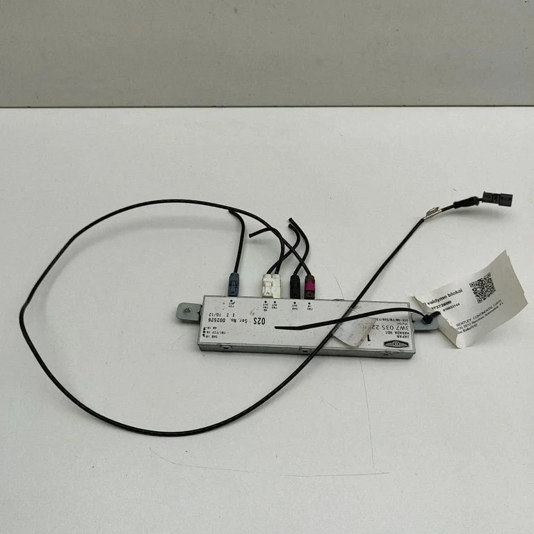 Antenas pastiprinātājs 3W7035225AC