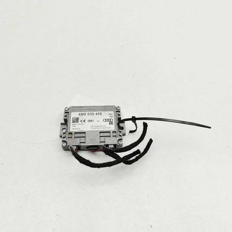 Antenas pastiprinātājs – Audi Q7 4M (2015-)