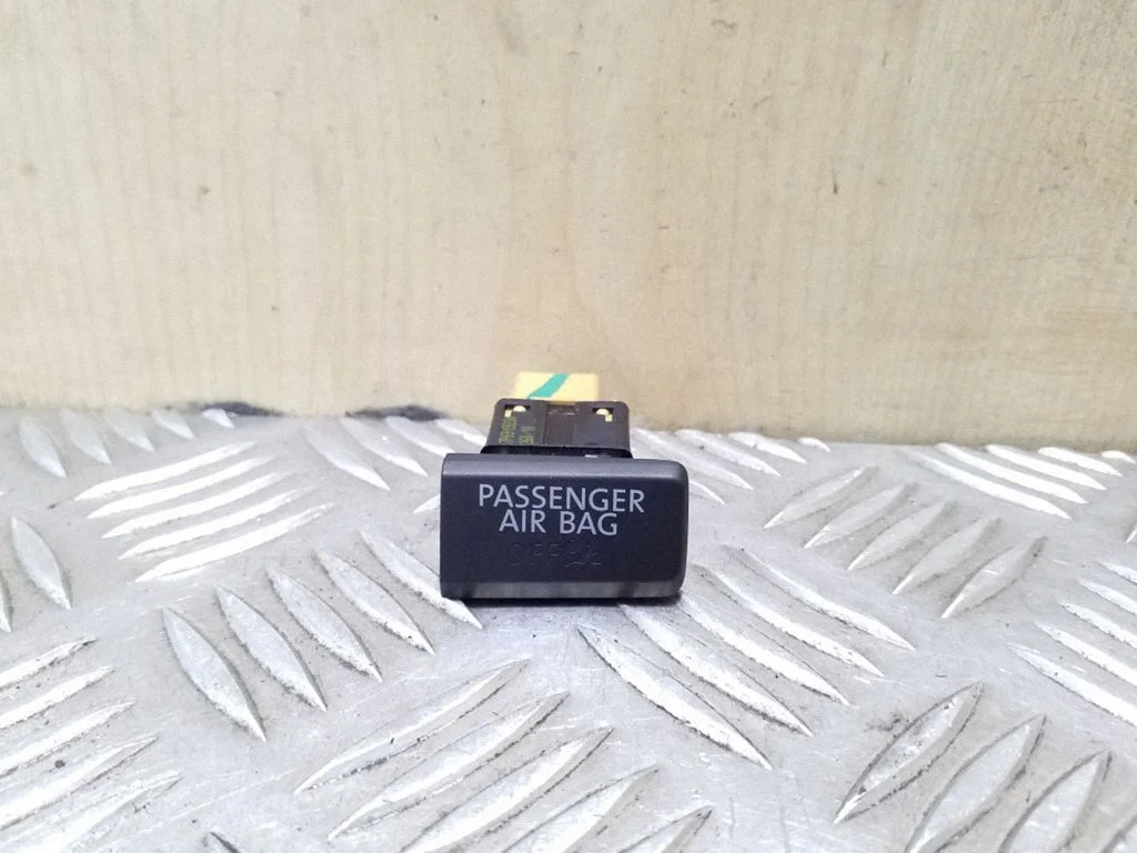 Other switches/knobs/shifts – Volkswagen Touareg II (2010-2018)