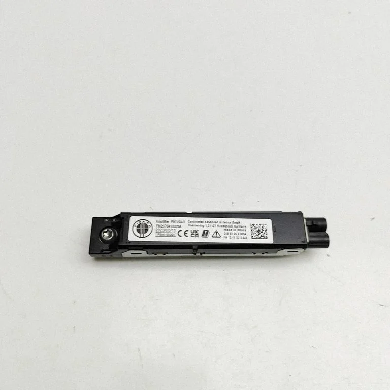 Aerial antenna amplifier FM2970410026A – Fisker Ocean (2022-2024)