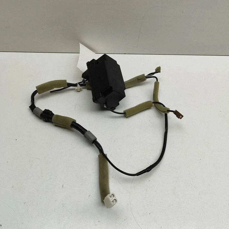 Antenas pastiprinātājs 86321SJ370