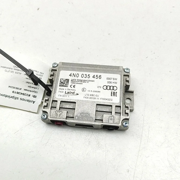 Antenas pastiprinātājs 4N0035456