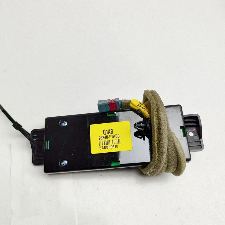 Antenas pastiprinātājs 96240F1AB0