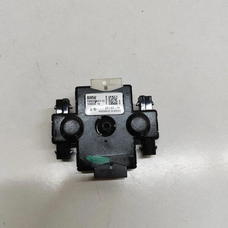 Antenas pastiprinātājs 9229043