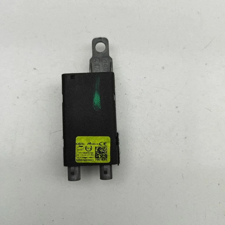 Antenas pastiprinātājs 50548991