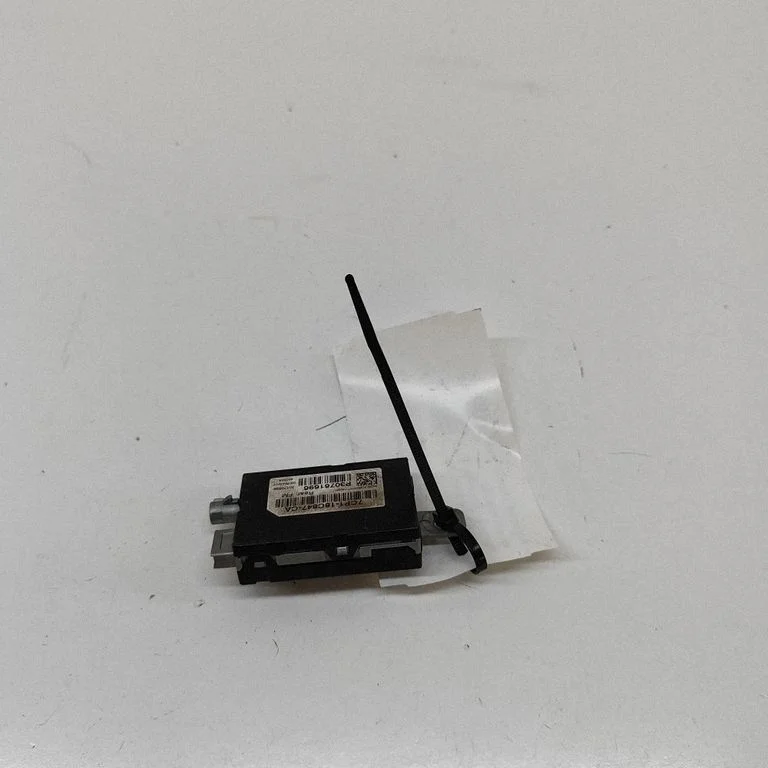 Antenas pastiprinātājs 7CP118C847CA