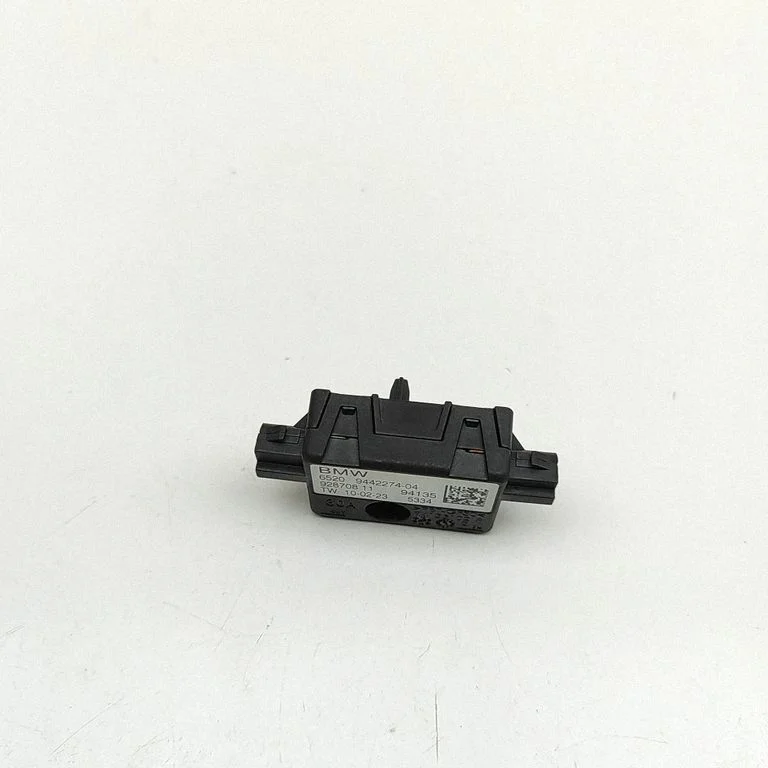 Aerial antenna amplifier – BMW iX1 (2022-)