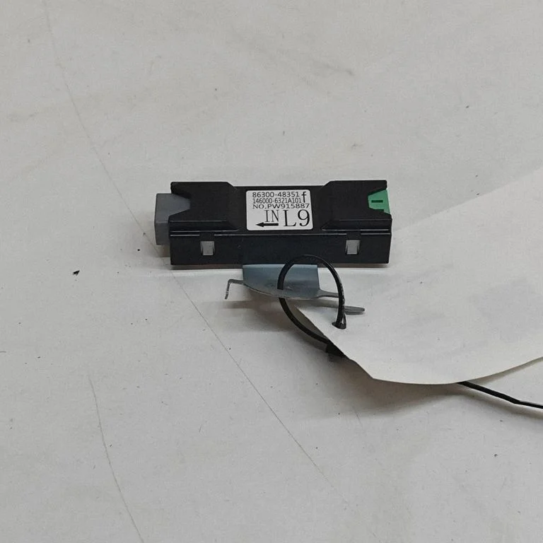 Wzmacniacz antenowy – Toyota bZ4X (2022-)