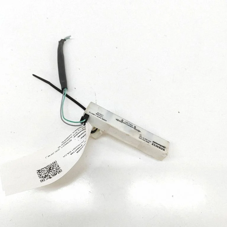 Antenas pastiprinātājs A2C53437537