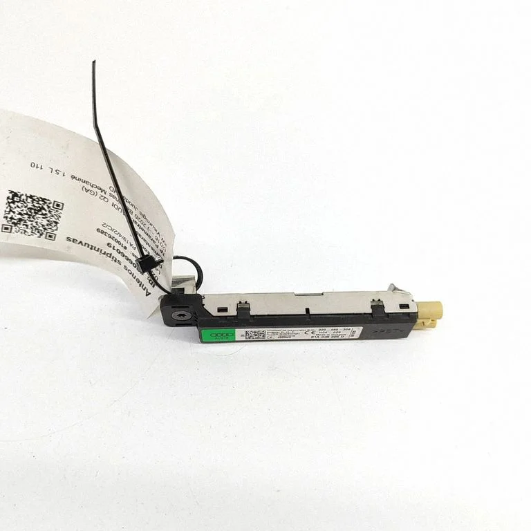 Aerial antenna amplifier 81A035225D – Audi SQ2 GA (2017-)