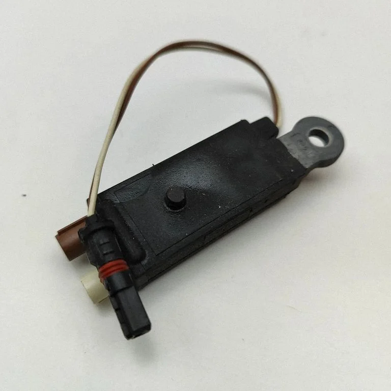 Aerial antenna amplifier M8E218K944EB