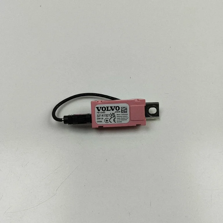 Antenas pastiprinātājs – Volvo XC60 (2017-)