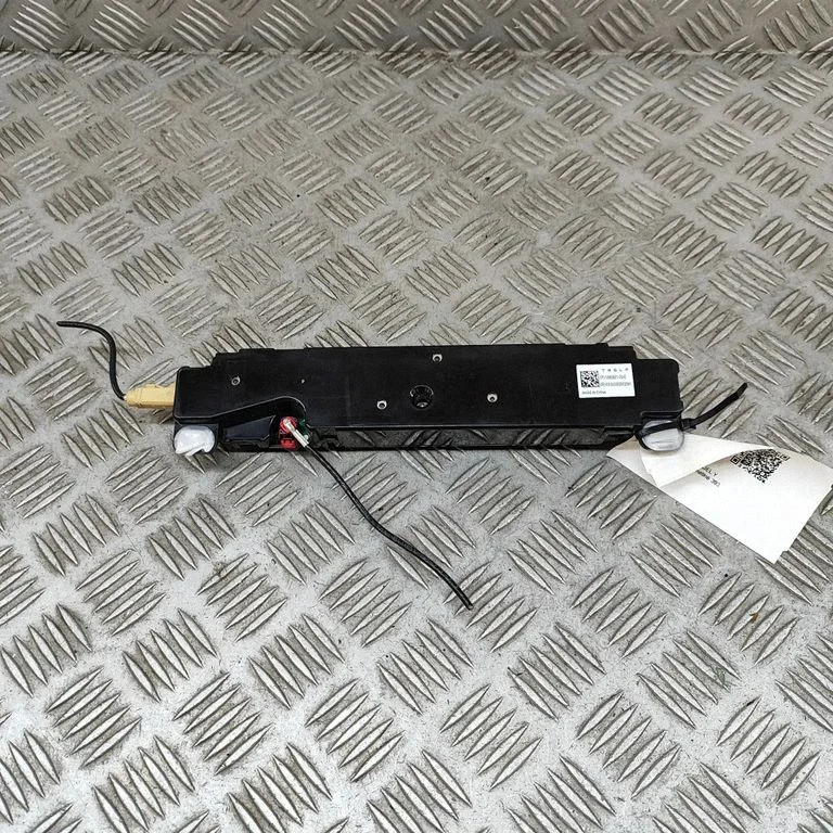 Antenni võimendi 158560100E