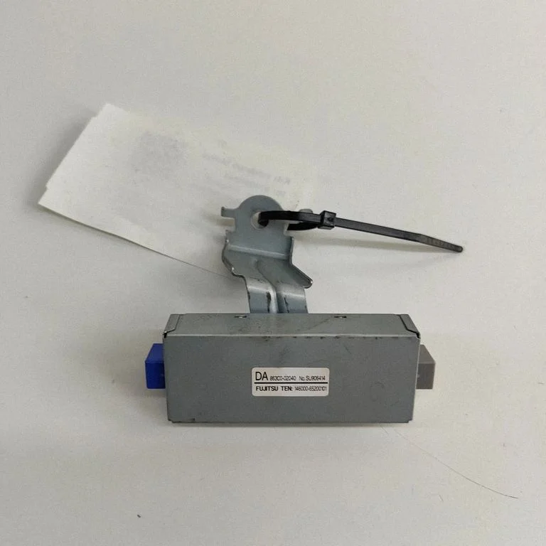 Antenas pastiprinātājs 863C002040