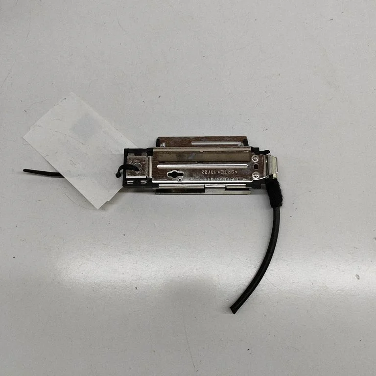 Antenas pastiprinātājs HS7T19K351AA