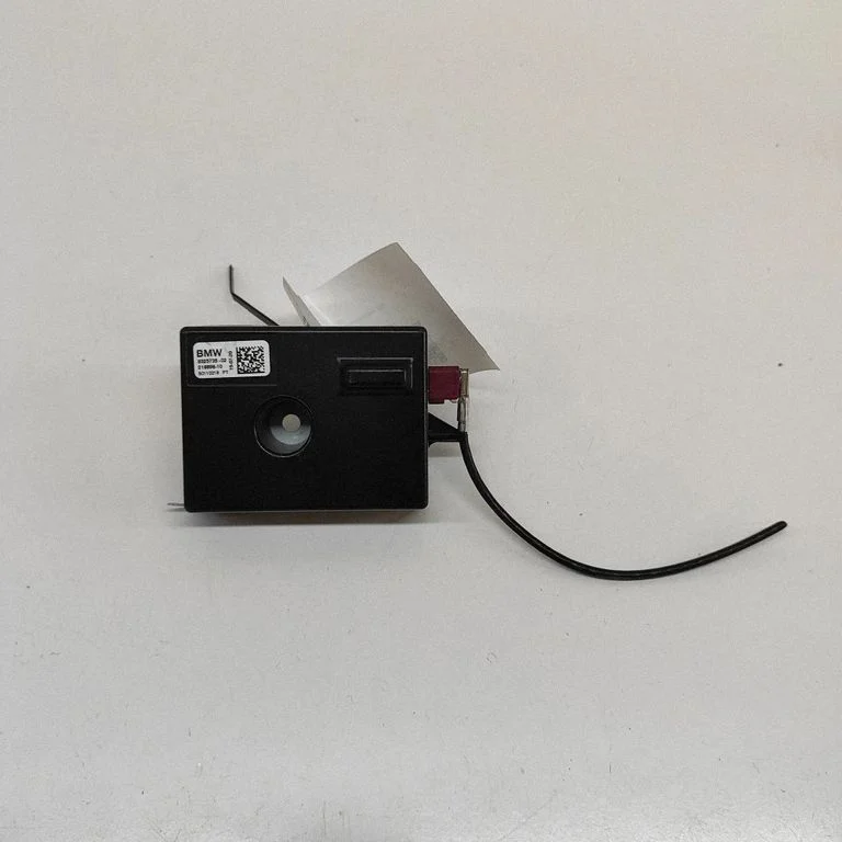 Antenni võimendi 9325735 – BMW i3 (2013-)