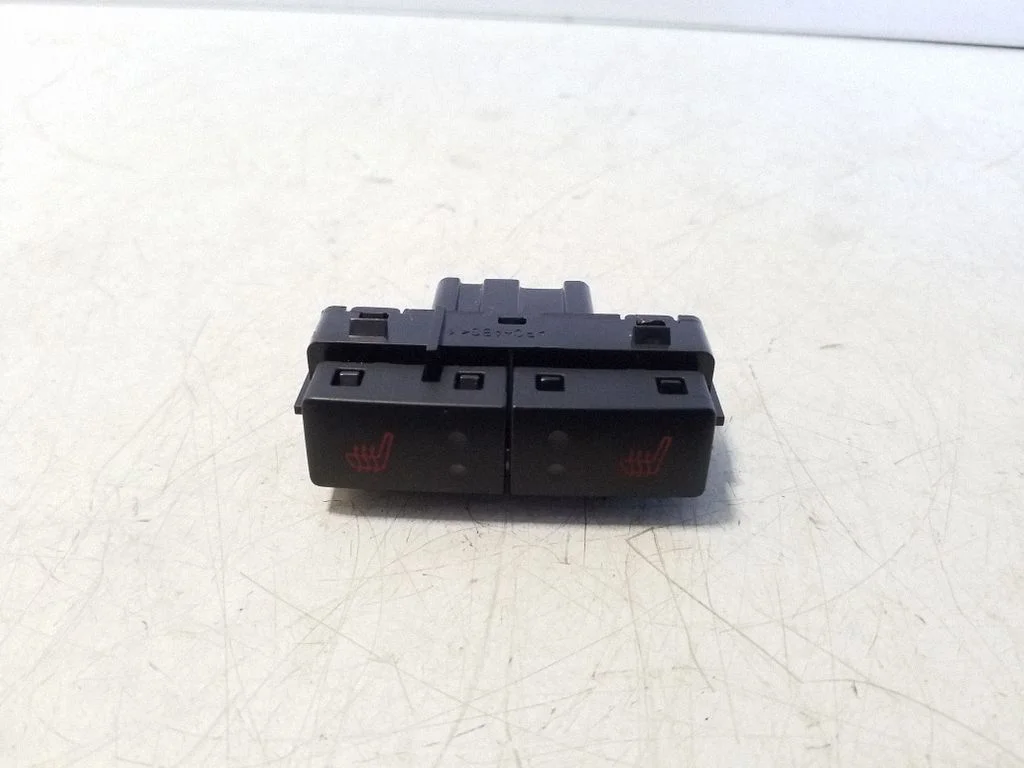 Istmesoojenduse lüliti EG9T14D694AAW