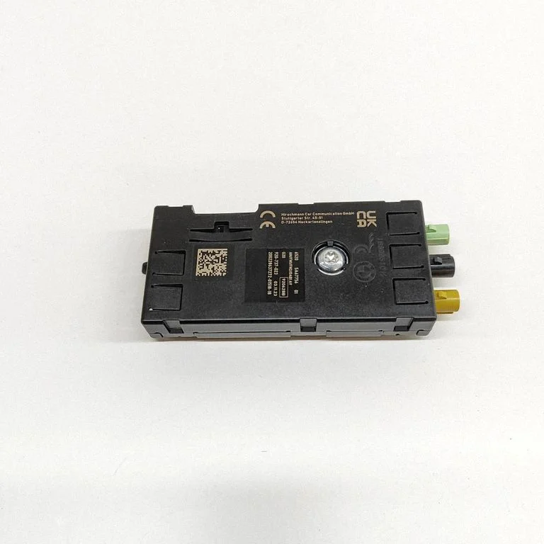 Antenas pastiprinātājs 5A67756