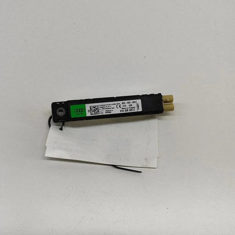 Aerial antenna amplifier 81A035225D – Audi SQ2 GA (2017-)
