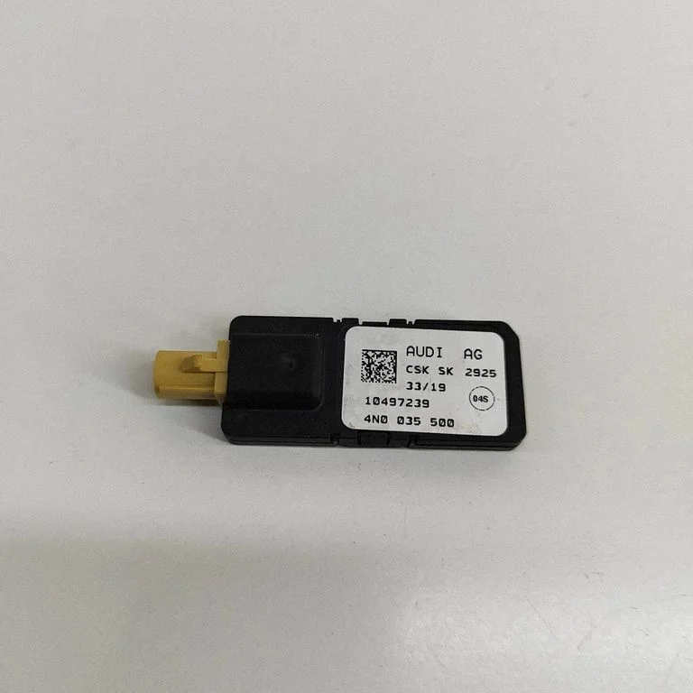 Antenas pastiprinātājs 4N0035500