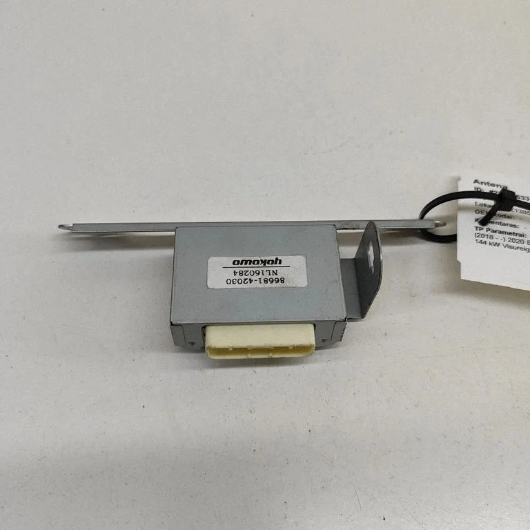 Antenas pastiprinātājs 5668142030