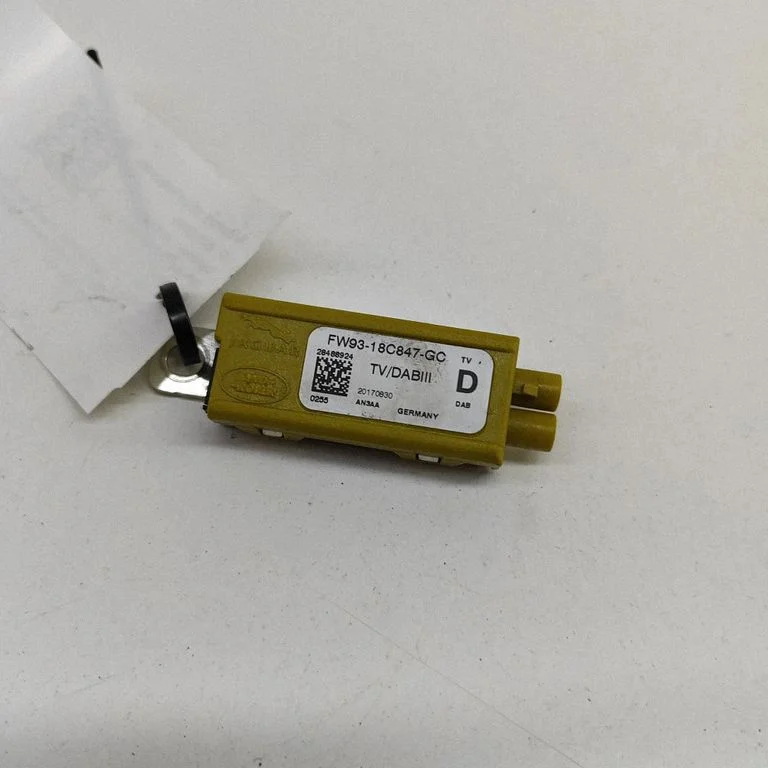 Aerial antenna amplifier 28488924