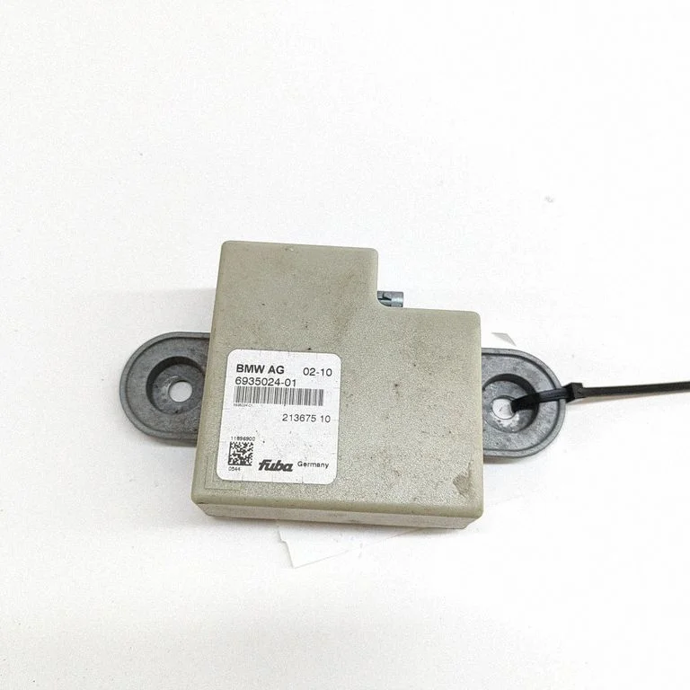 Antenas pastiprinātājs 6935024