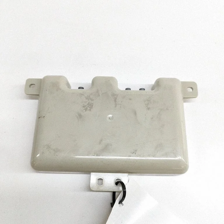 Antenas pastiprinātājs – BMW 6. sērija F12 F13 (2010-2018)