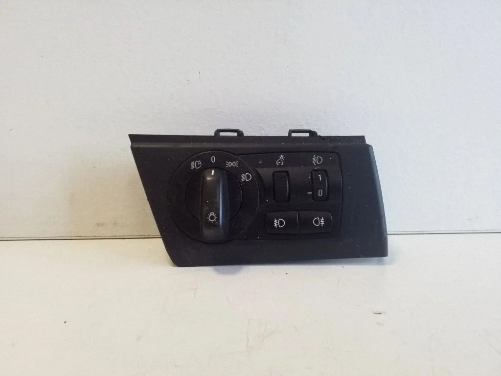 Light switch – BMW X3 E83 (2003-2010)
